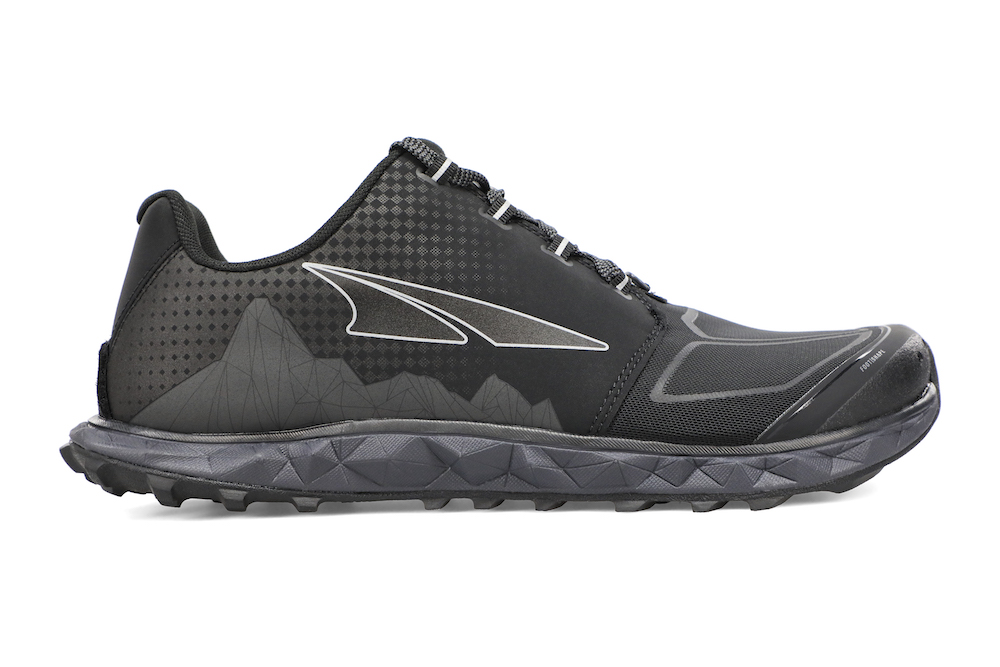 altra superior 4.0 trail running shoe