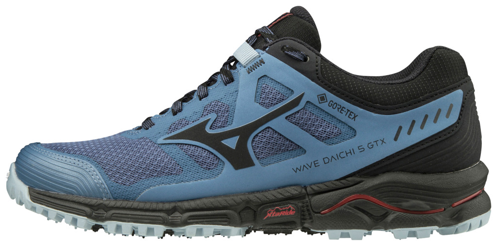 mizuno hiking boots