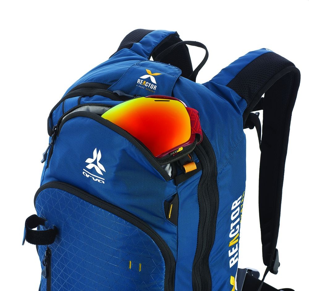 avalanche hydration backpack