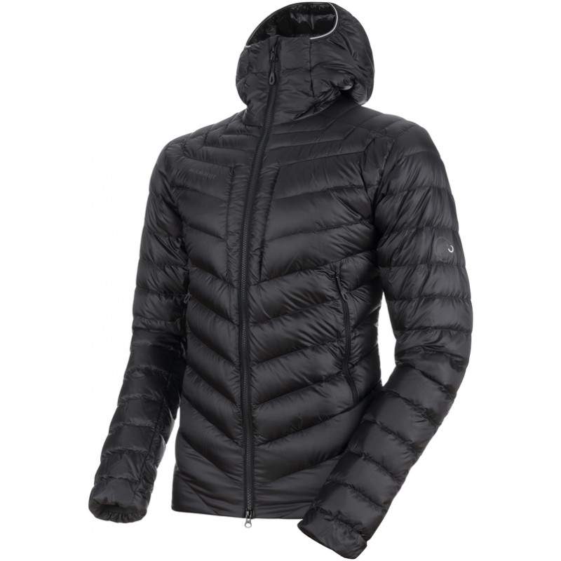 broad peak in hooded jacket men