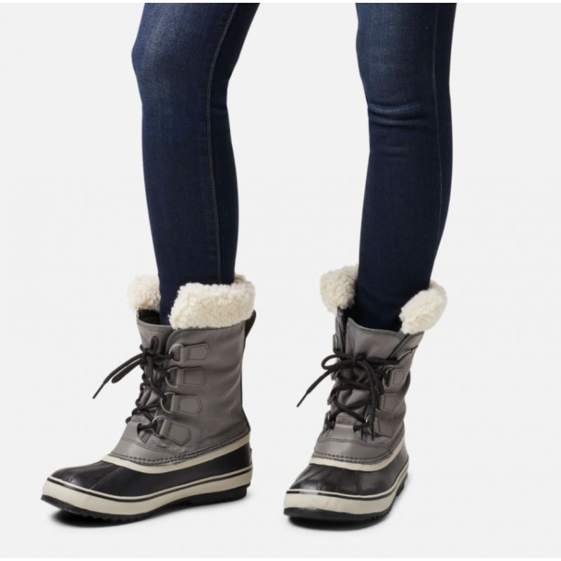 sorel women's carnival snow boot