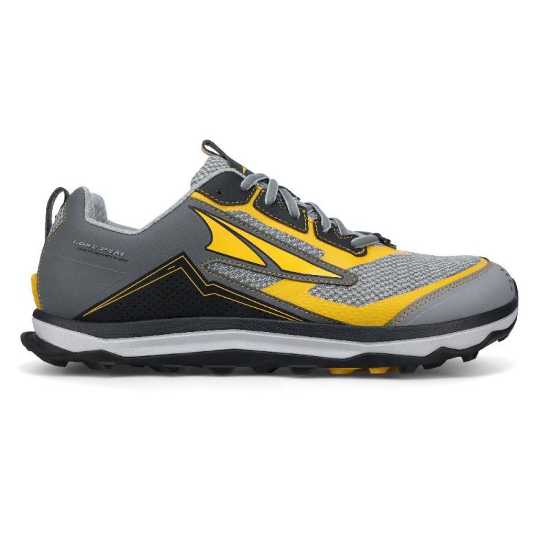 altra trail runners mens